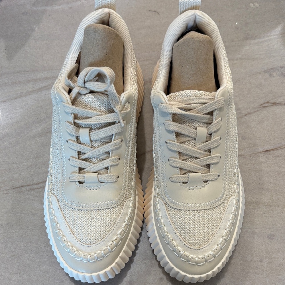 DV Dolce Vita DENAE Ivory Cream Womens Platform Sneaker Shoes Sz 8.5 - Picture 2 of 6